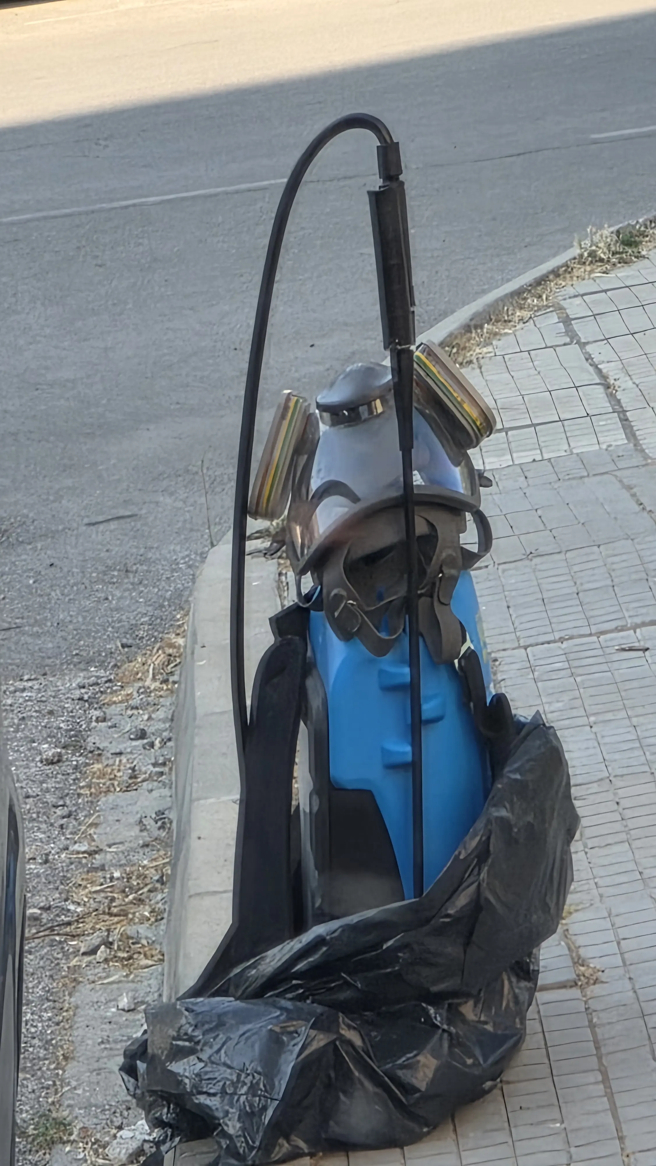 Почистване след кучета и котки в Сливен