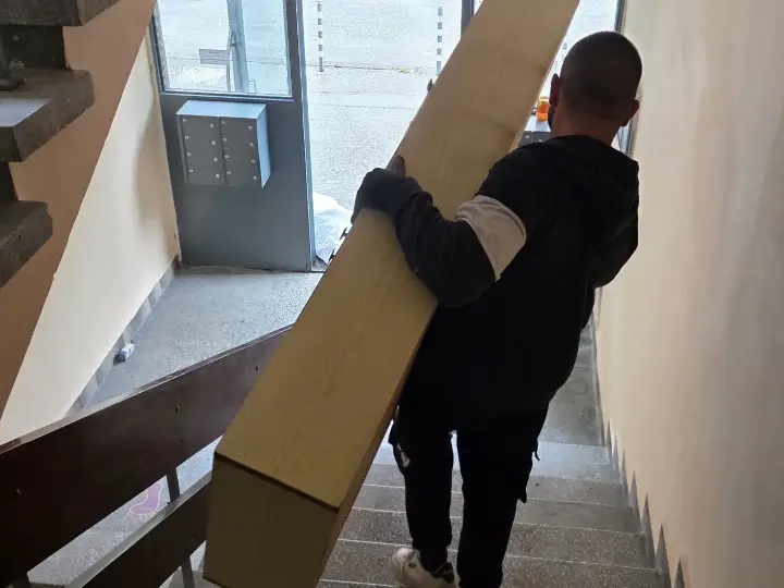 Извозване на стари мебели в Полски Тръмбеш