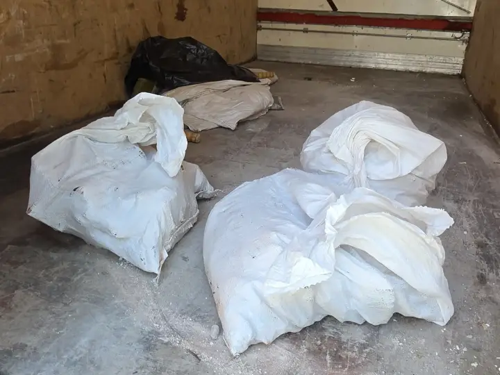 Извозване на строителни отпадъци в Полски Тръмбеш